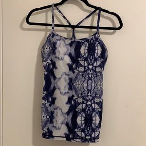 Lululemon Flow Y Tank | size 6